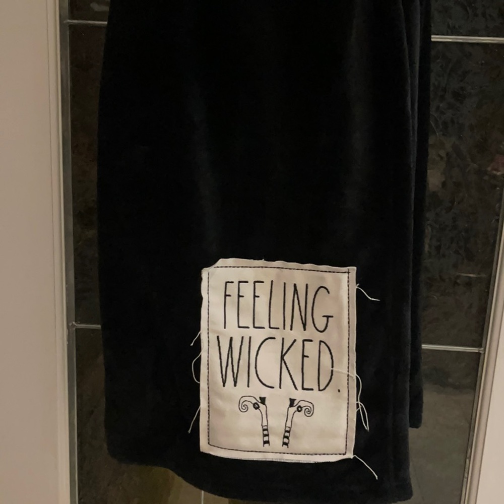 Rae Dunn - FEELING WICKED - blanket